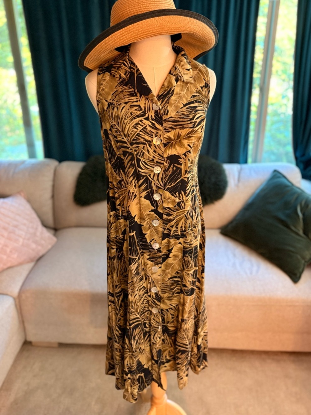 Vintage Hawaiian dress